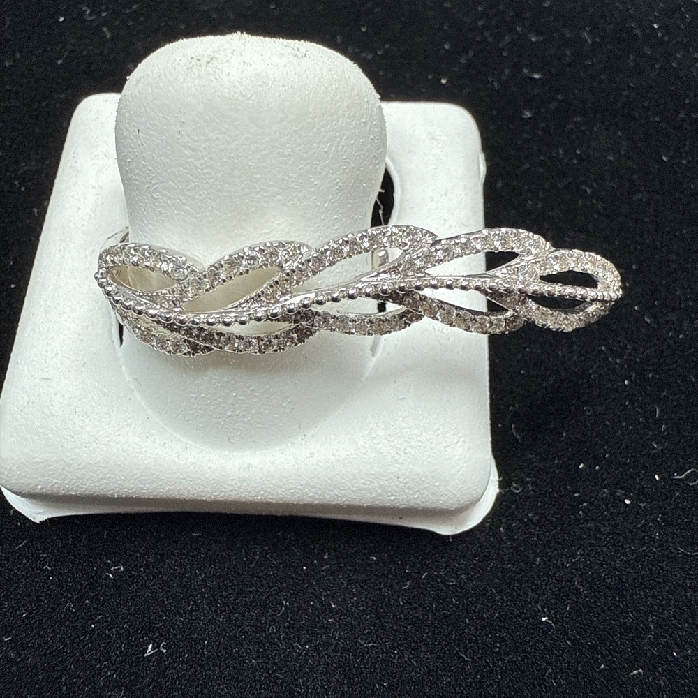 Designer leaf Ring